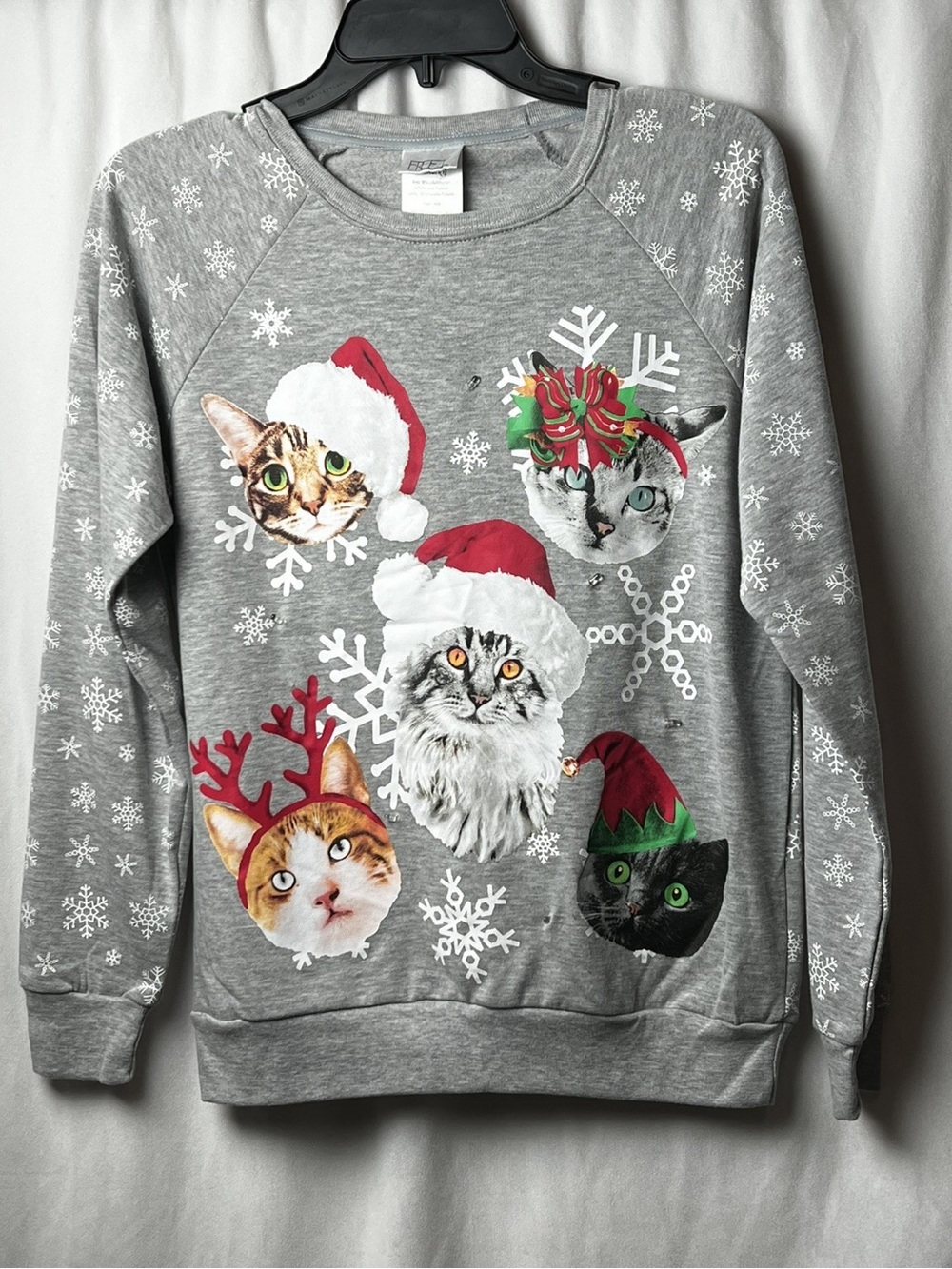 Freeze gray long sleeve cat light up Christmas sweater